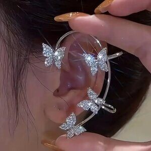 sold2PCS/Set Butterfly Earrings Ear Cuffs Climber Wrap Around Earrings for Women